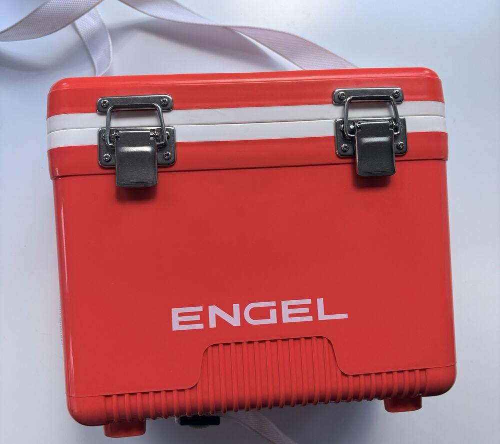 Engel Cooler UC7 7.5qt Leak-Proof Air Tight Drybox Cooler Coral Red HI VIS
